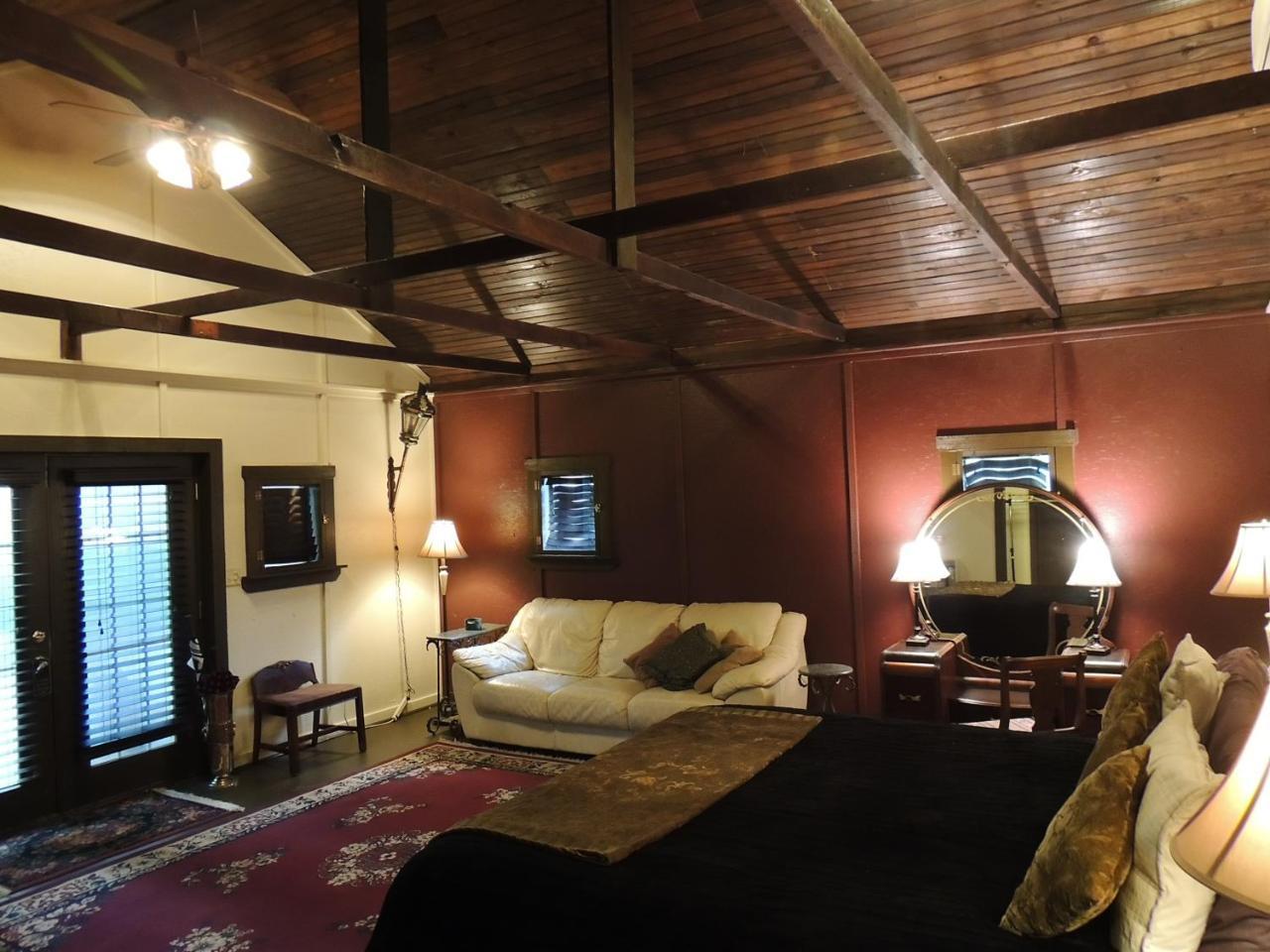 Lyons Twin Mansions Otel Fort Scott Dış mekan fotoğraf
